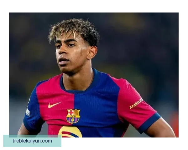 内马尔任意球得分集锦值得关注，展现精准技术与强大实力